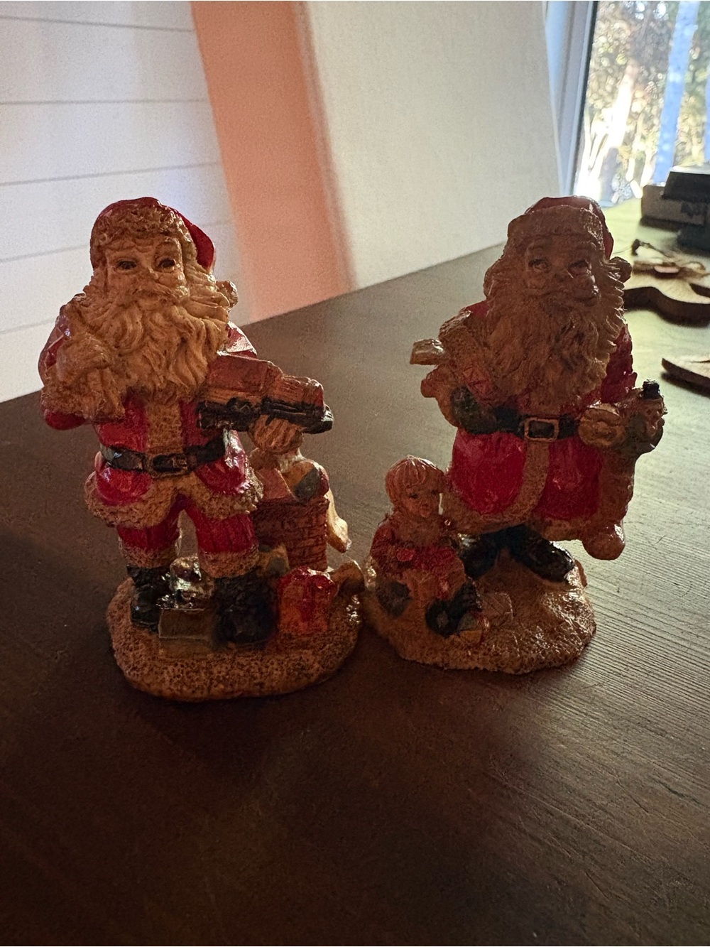 Set of 2 Old World Santa’s